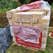 1200 Anglesey Weathered Buff Bricks